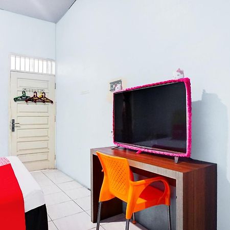 Oyo 93071 Home Stay Kembar Syariah Binjai Exteriér fotografie