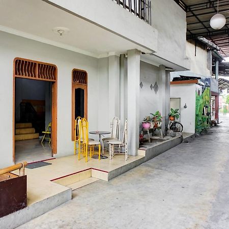 Oyo 93071 Home Stay Kembar Syariah Binjai Exteriér fotografie