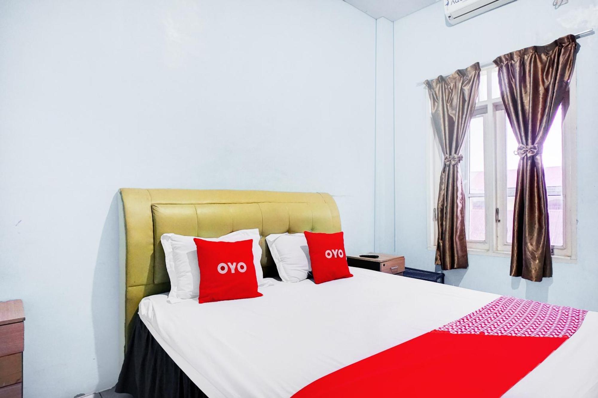 Oyo 93071 Home Stay Kembar Syariah Binjai Exteriér fotografie