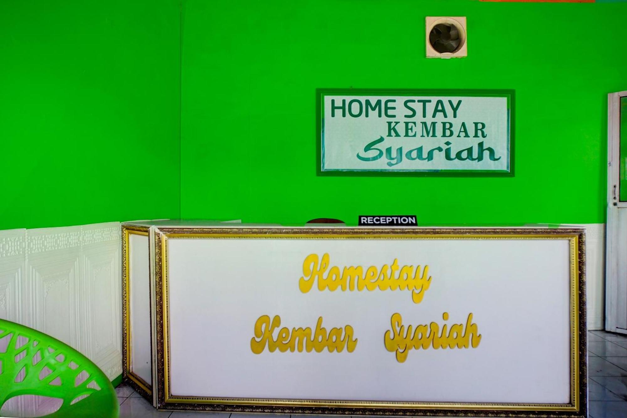 Oyo 93071 Home Stay Kembar Syariah Binjai Exteriér fotografie